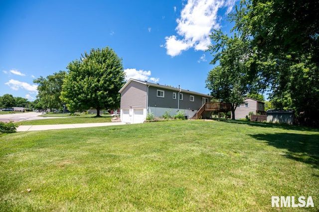 100 JUNIPER Lane, East Peoria, IL 61611