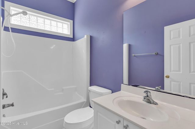 4829 Wedgefield Drive, Wilmington, NC 28409