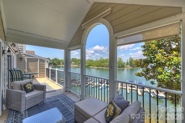 20427 Harborgate Court 606, Cornelius, NC 28031