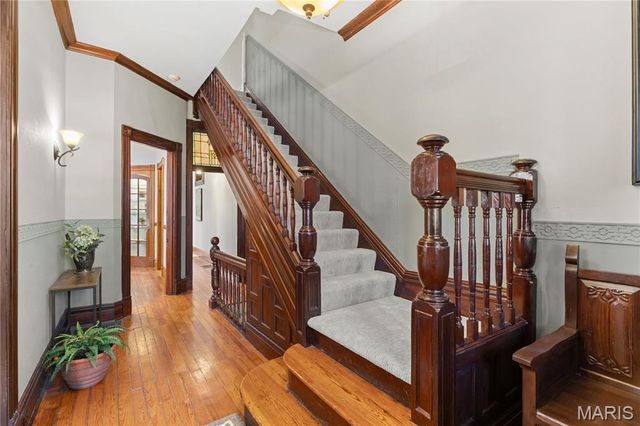 2346 Albion Place, St Louis, MO 63104