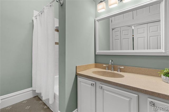 2346 Albion Place, St Louis, MO 63104