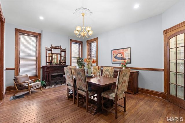 2346 Albion Place, St Louis, MO 63104