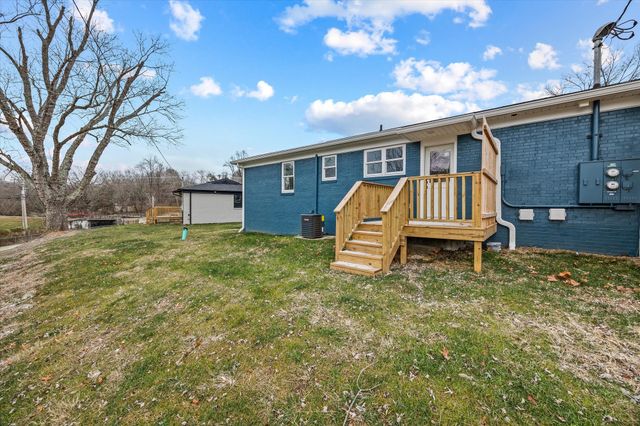 225 Boatman St, Cookeville, TN 38501