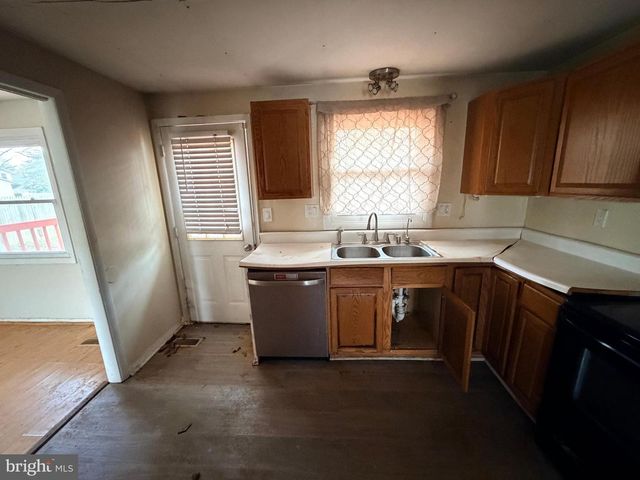 6323 JOSEPHINE RD, Waldorf, MD 20601