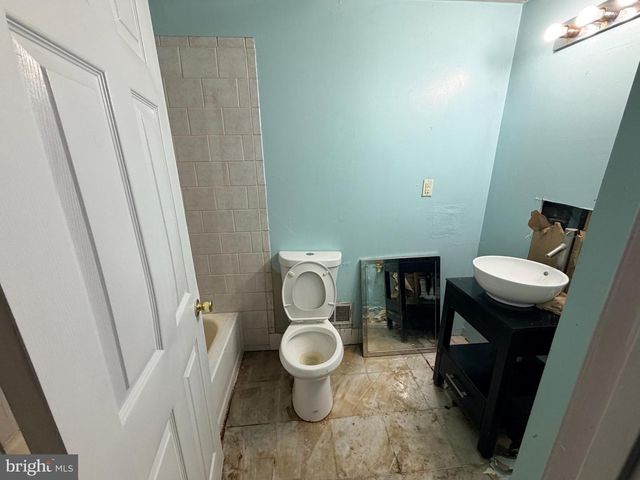 6323 JOSEPHINE RD, Waldorf, MD 20601