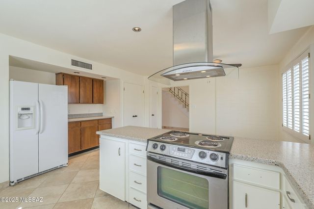 568 W Paseo Solana, Green Valley, AZ 85614