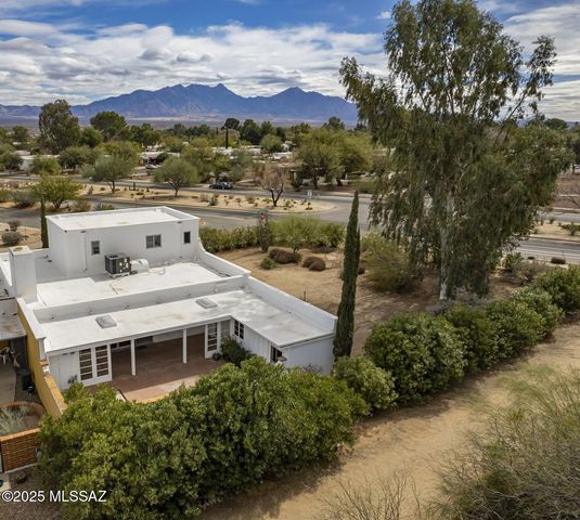 568 W Paseo Solana, Green Valley, AZ 85614