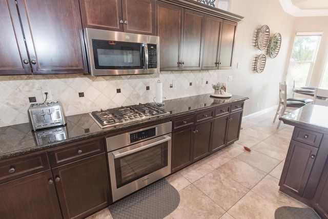 3357 Buckingham Avenue, Clovis, CA 93619