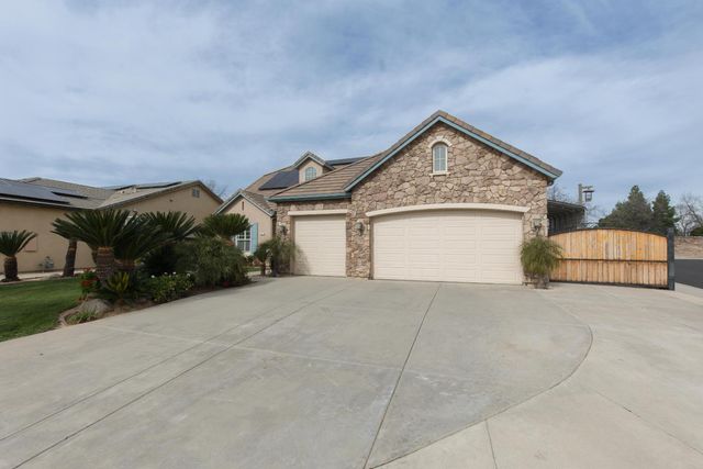 3357 Buckingham Avenue, Clovis, CA 93619