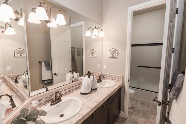 3357 Buckingham Avenue, Clovis, CA 93619