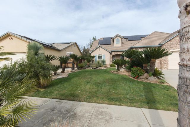 3357 Buckingham Avenue, Clovis, CA 93619