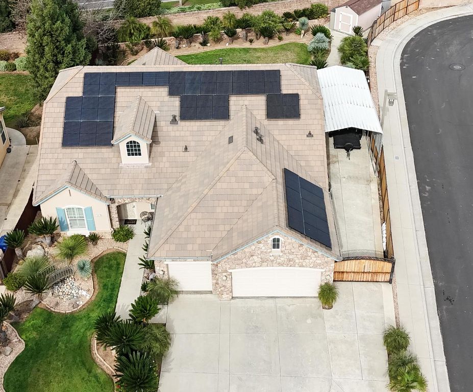 Image 5 of property listing at 3357 Buckingham Avenue, Clovis, CA 93619