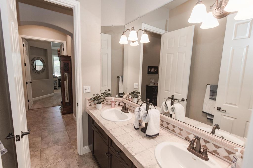 Image 51 of property listing at 3357 Buckingham Avenue, Clovis, CA 93619