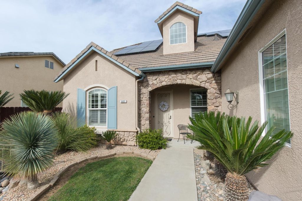 Image 9 of property listing at 3357 Buckingham Avenue, Clovis, CA 93619