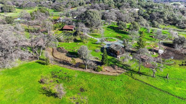 13598 Desperado Dr, Penn Valley, CA 95946