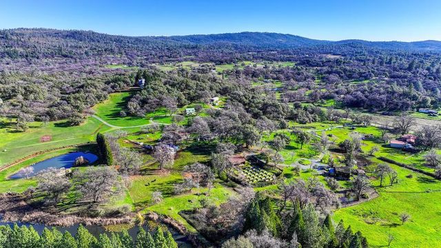 13598 Desperado Dr, Penn Valley, CA 95946