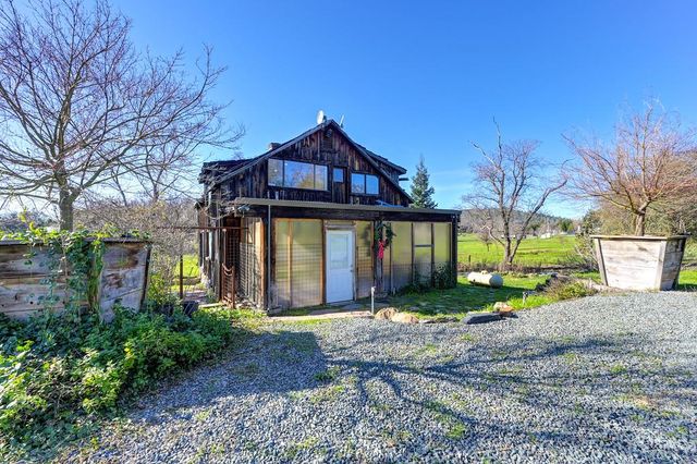 13598 Desperado Dr, Penn Valley, CA 95946
