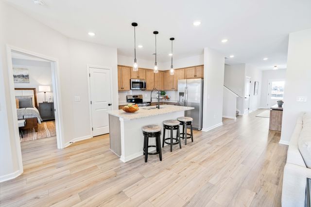 614 Nightengale Ridge Dr, Columbia, TN 38401