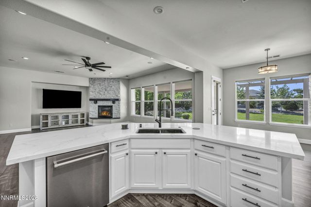 400 Sunset Springs Lane, Spanish Springs, NV 89441