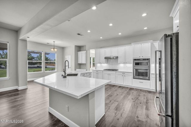 400 Sunset Springs Lane, Spanish Springs, NV 89441