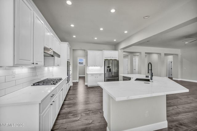 400 Sunset Springs Lane, Spanish Springs, NV 89441