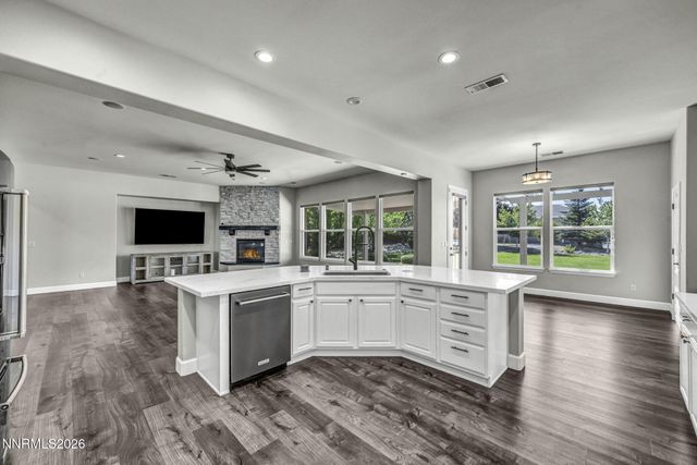 400 Sunset Springs Lane, Spanish Springs, NV 89441