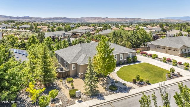 400 Sunset Springs Lane, Spanish Springs, NV 89441