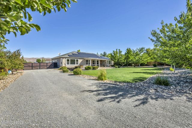 400 Sunset Springs Lane, Spanish Springs, NV 89441
