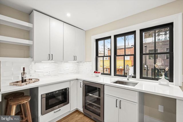 235 12TH ST SE, Washington, DC 20003