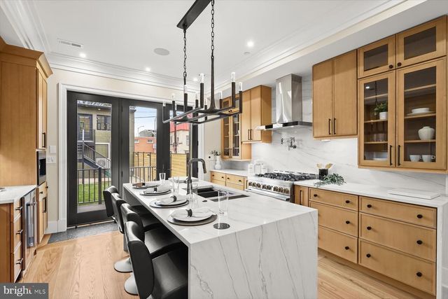 235 12TH ST SE, Washington, DC 20003