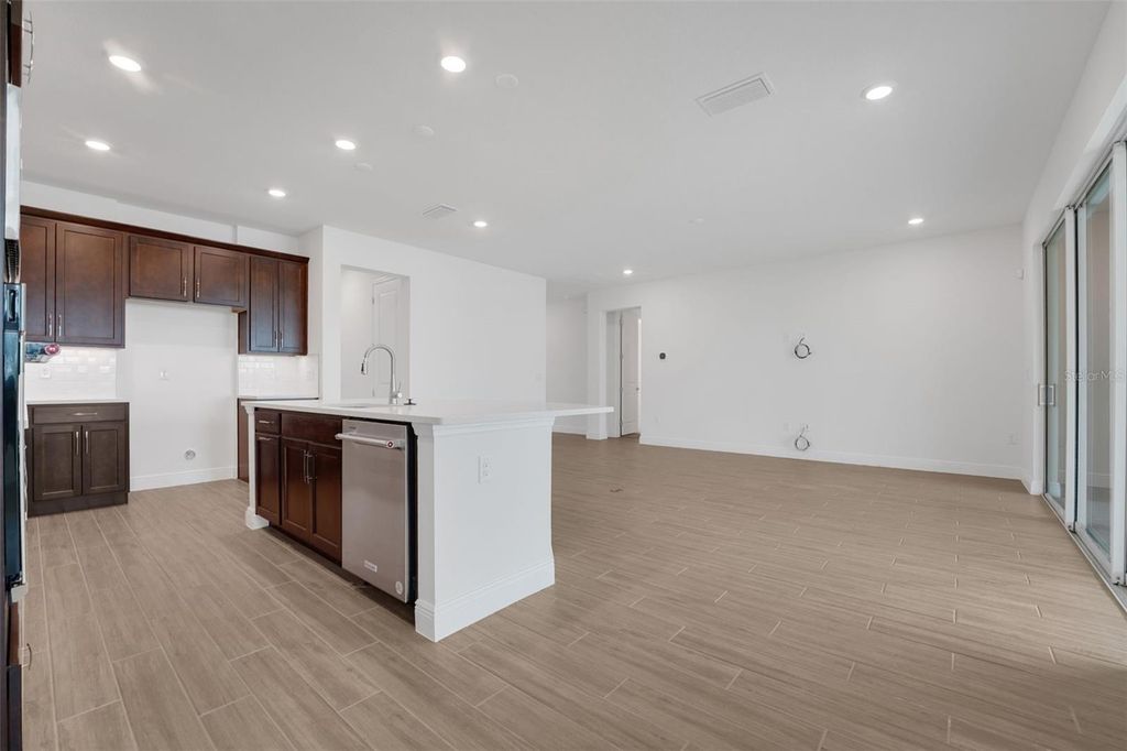 Image 24 of property listing at 7446 SEA MANATEE STREET, Parrish, FL 34219