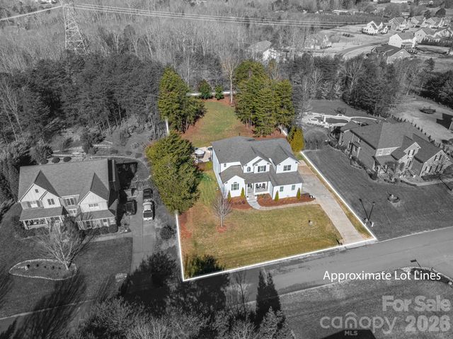 205 Walking Horse Trail, Davidson, NC 28036