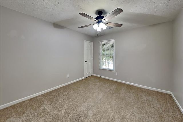9880 Lake Forest Way, Roswell, GA 30076
