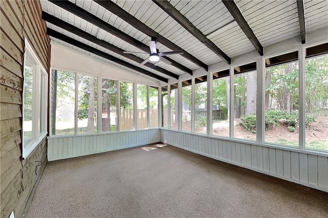 9880 Lake Forest Way, Roswell, GA 30076