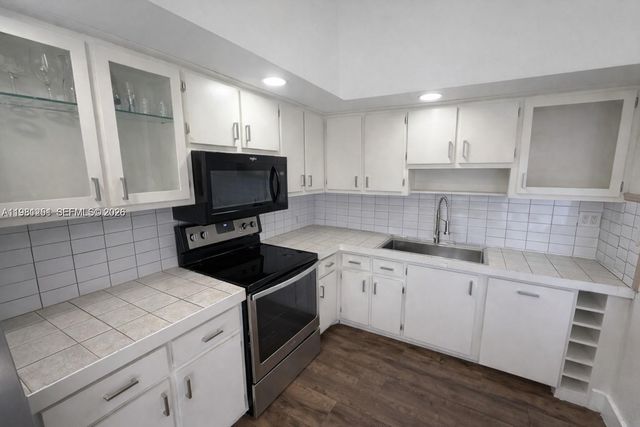 12504 SW 112th Ter, Miami, FL 33186