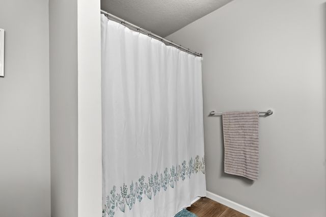 5088 Lake Pines Court, Pavilion Twp, MI 49097