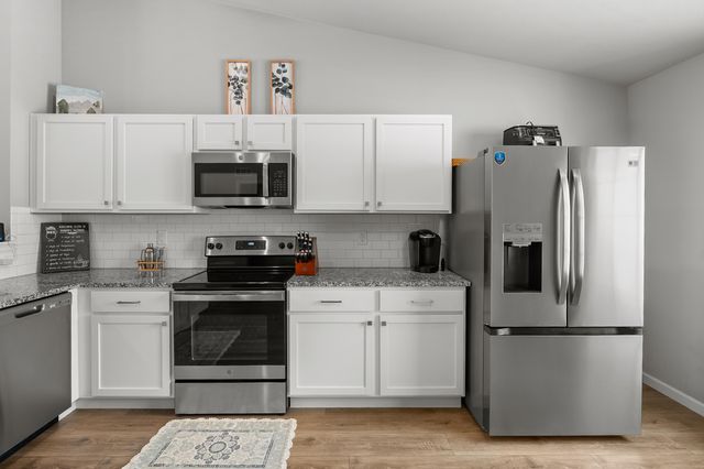 5088 Lake Pines Court, Pavilion Twp, MI 49097