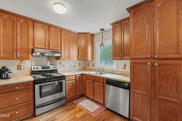 104 Bright Leaf Drive, Clayton, NC 27520