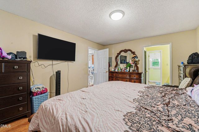 104 Bright Leaf Drive, Clayton, NC 27520