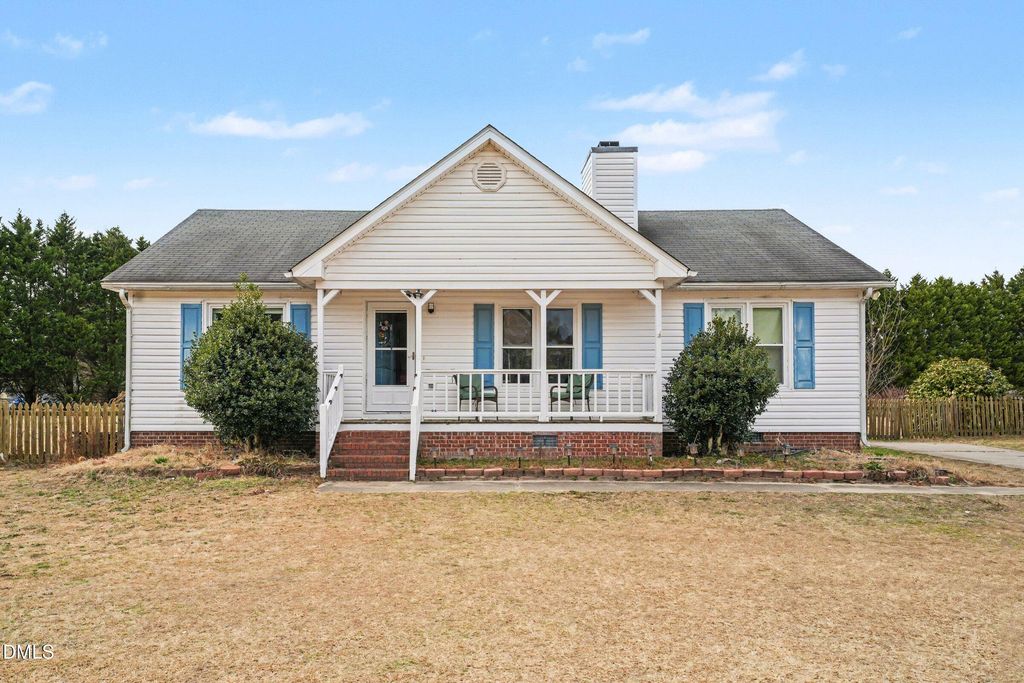 104 Bright Leaf Drive, Clayton, NC 27520