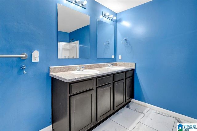 4678 BROOKSHIRE LANE, Bessemer, AL 35022