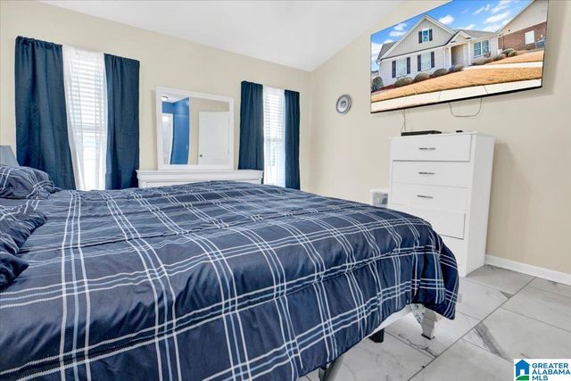 4678 BROOKSHIRE LANE, Bessemer, AL 35022