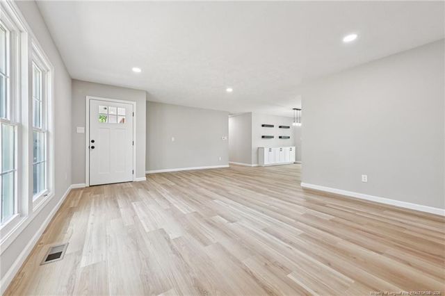 818 Rock Spring Road, Fayetteville, NC 28314