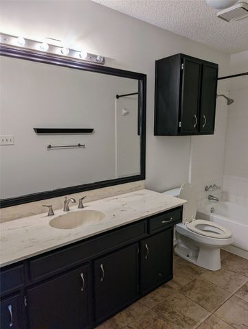 104 Brookdale Drive, Highland Village, TX 75077