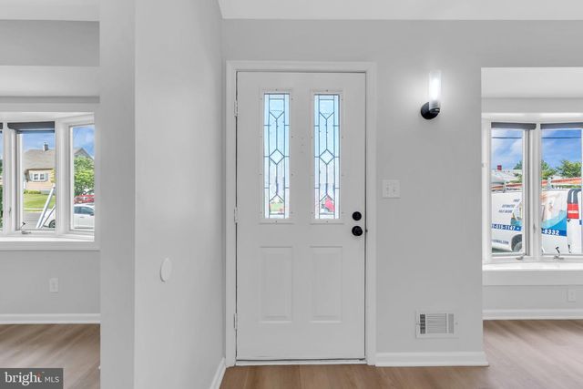 16 FALMOUTH RD, Hamilton, NJ 08620
