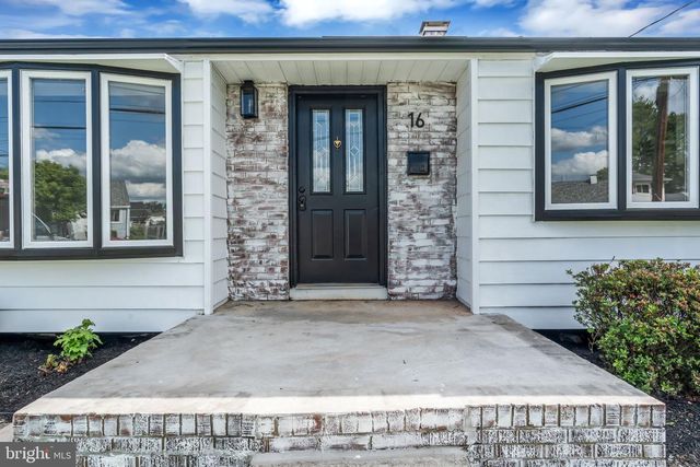 16 FALMOUTH RD, Hamilton, NJ 08620