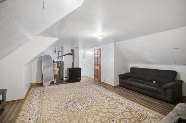 5225 S CAMPBELL Avenue, Chicago, IL 60632