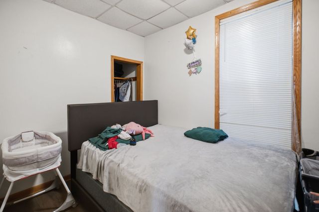 5225 S CAMPBELL Avenue, Chicago, IL 60632