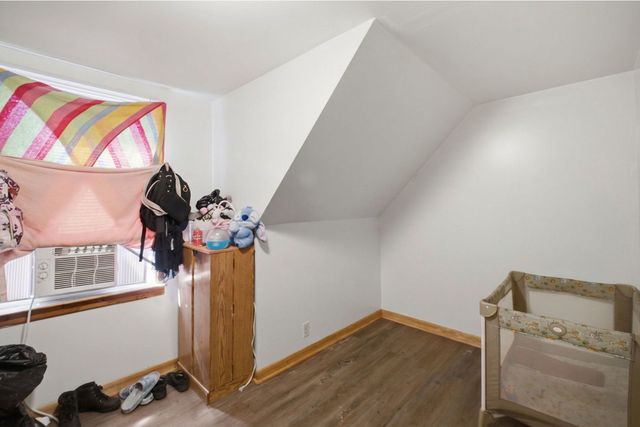 5225 S CAMPBELL Avenue, Chicago, IL 60632