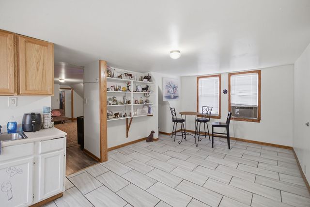 5225 S CAMPBELL Avenue, Chicago, IL 60632